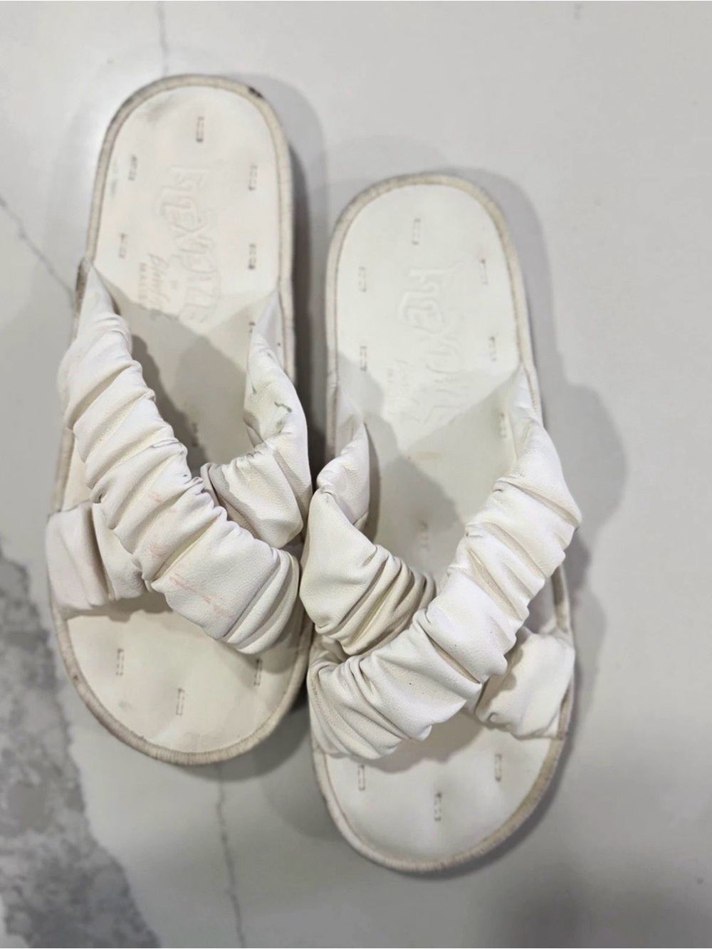 Blowfish Malibu White Ruched Leather Slip-On Slide Sandals Women’s 7